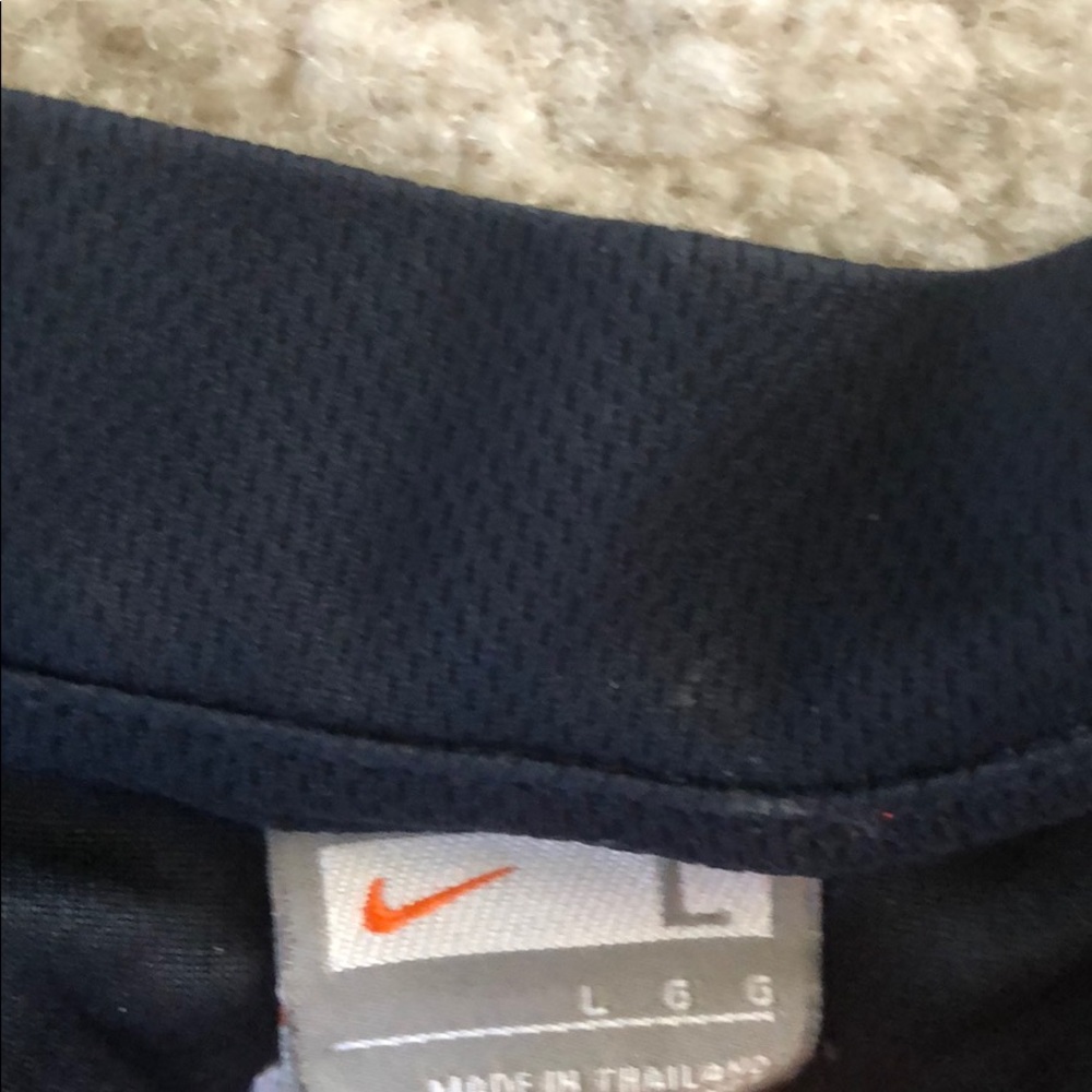 Nike muscle top size large - Picture 3 of 6